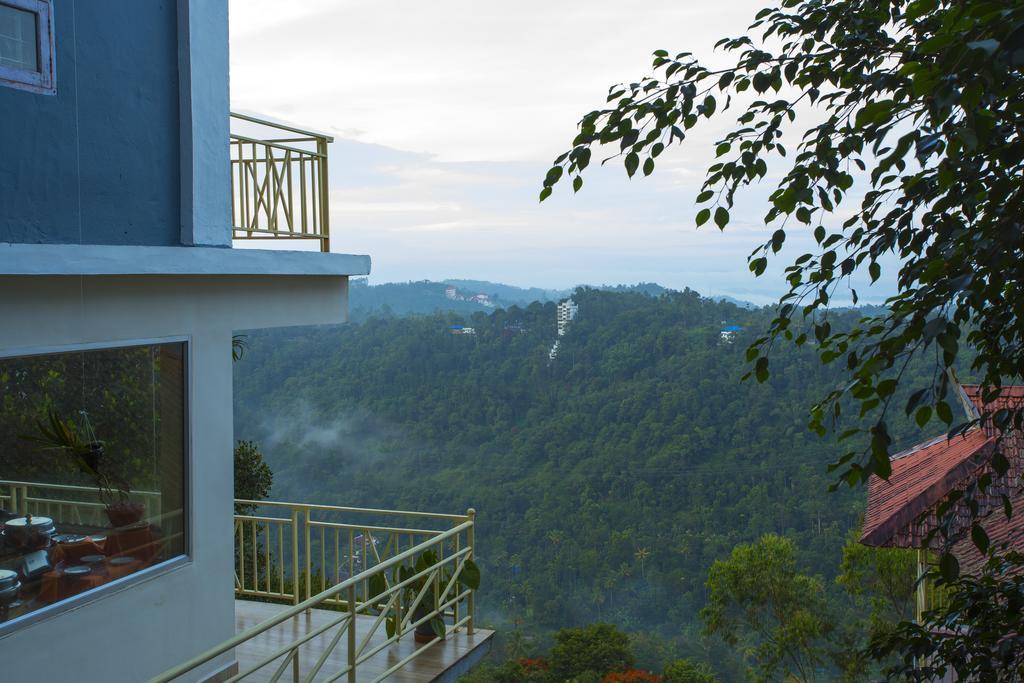 Spice Country Resort Chithirapuram Екстериор снимка