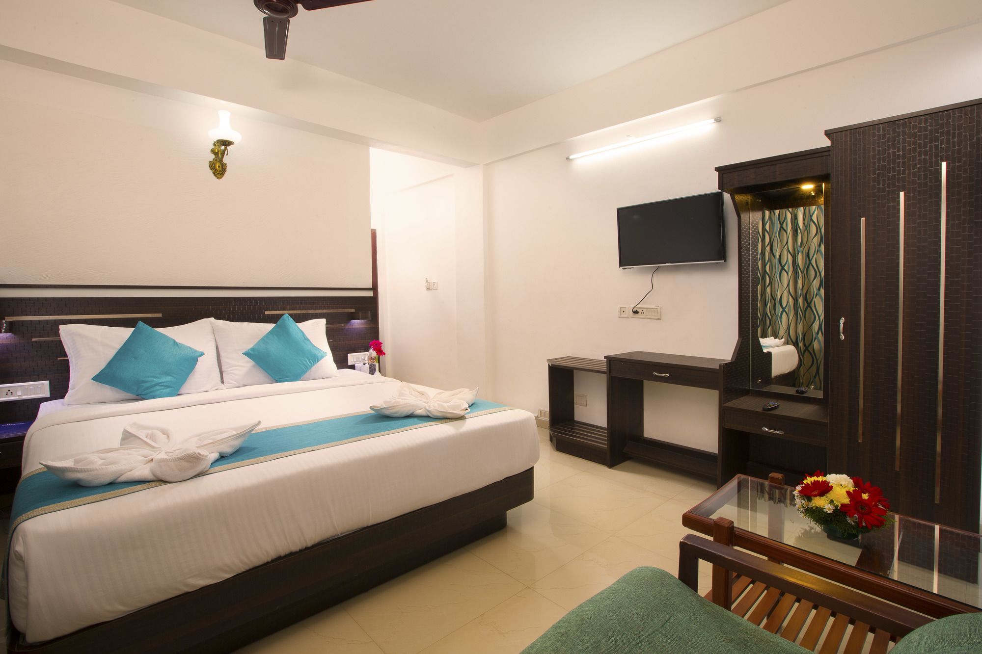 Spice Country Resort Chithirapuram Екстериор снимка