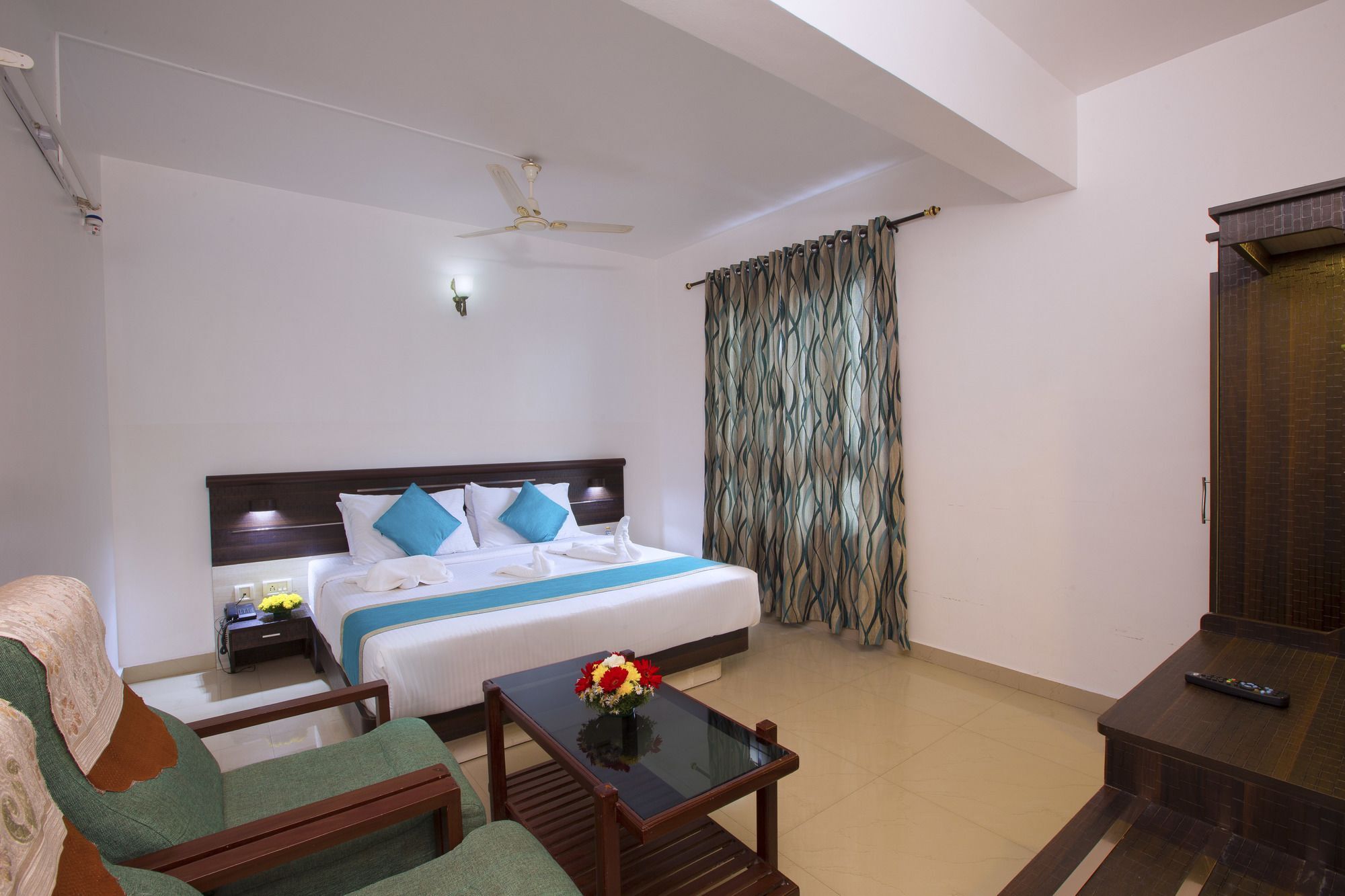 Spice Country Resort Chithirapuram Екстериор снимка